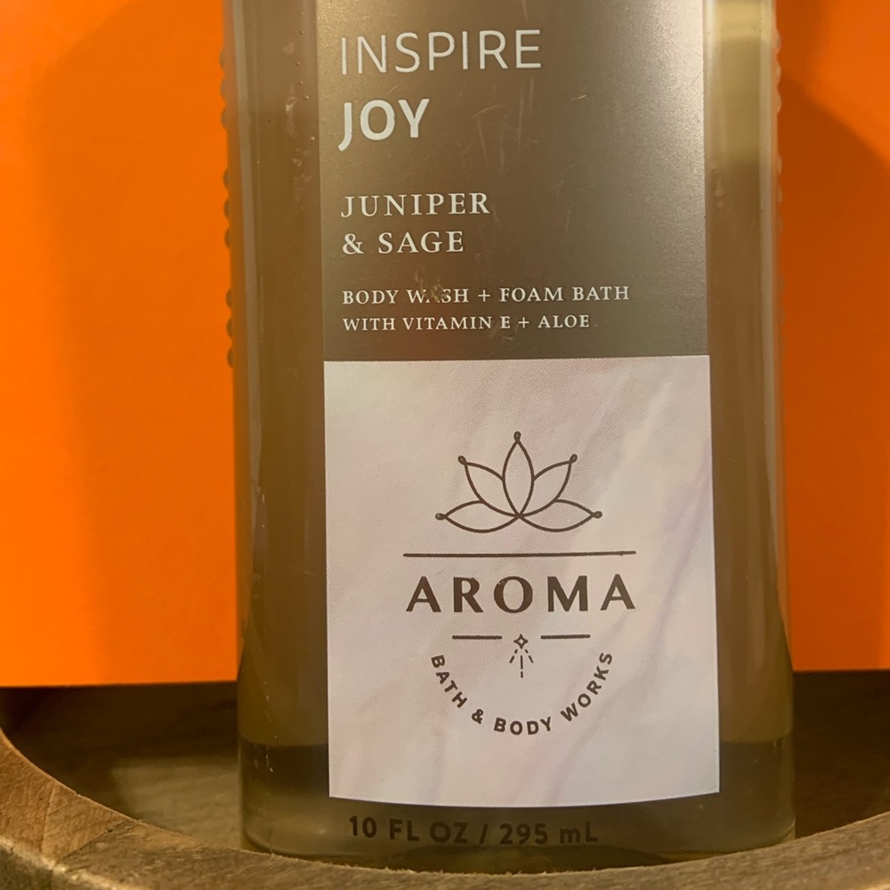 Bath and body Works Juniper & Sage body wash, and foam bath